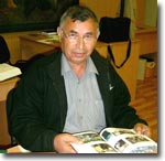 Мигранты в Пермском крае: Таджикский ученый, занимаясь торговлей, продолжает писать и издавать свои научные труды