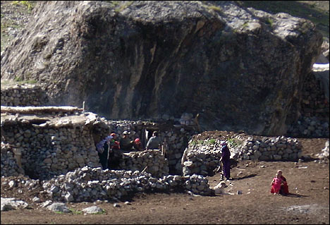 Летовка жителей кишлака Маргузор. Фото А.Мазаева