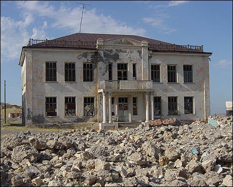 Дом культуры в Шуробе. Фото Игоря Ротаря