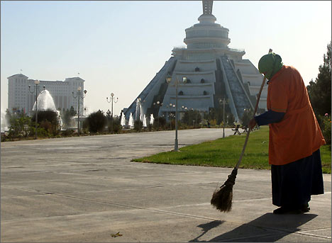 Life in Turkmenistan. How myths are dispelled