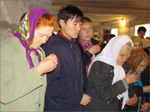 Пасхальная служба в Ургенче