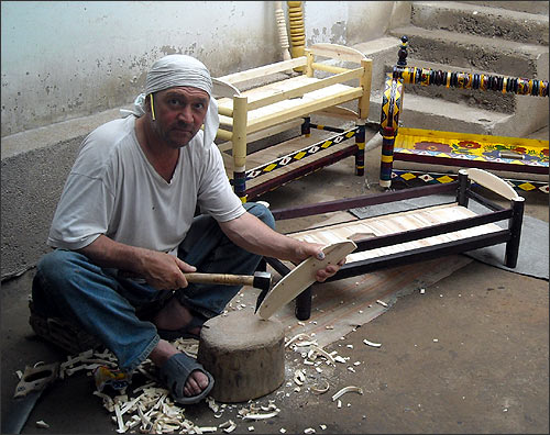 Carpenter Abdumannon Ochilov