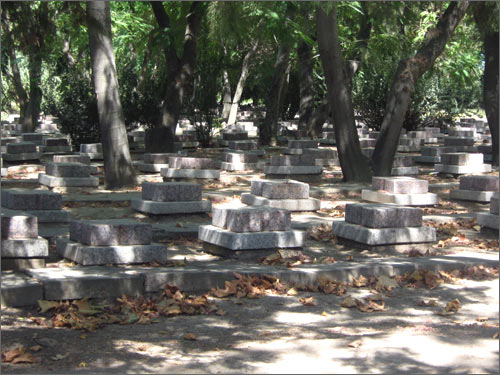 Братские могилы. Мемориальный комплекс в Ташкенте