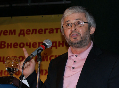Дододжон Атовуллоев