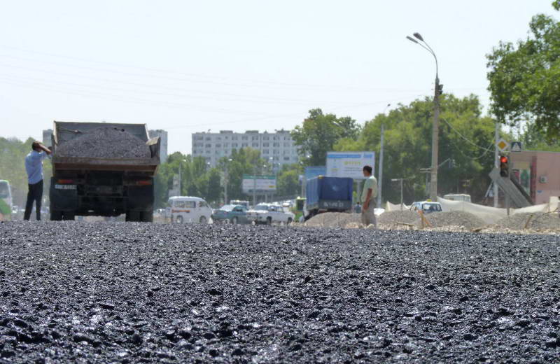 Строительство будущей автостоянки идет полным ходом