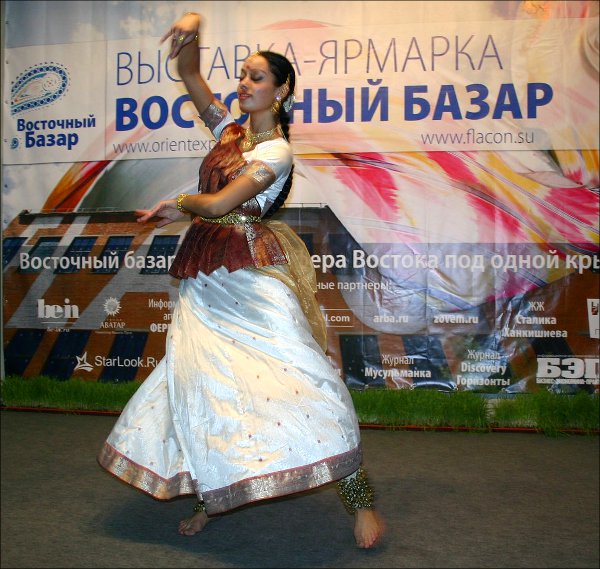 ВОСТОЧНЫЙ БАЗАР В МОСКВЕ