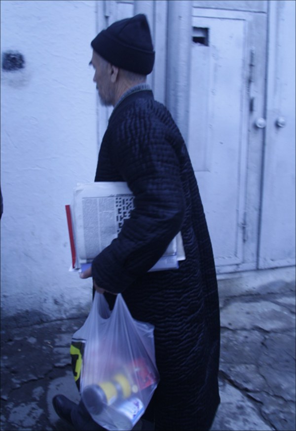 Азимжан Аскаров