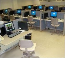 Узбекистан: Преподавателей колледжей и лицеев обязали очищать интернет-кафе от подростков