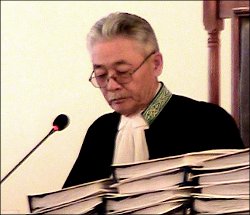 Kazakhstan: Court case against opposition continues