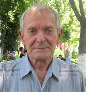 >Юрий Голованов