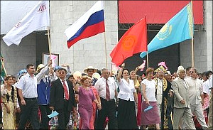 Профессор политологии: Все республики Центральной Азии не отвечают никаким стандартам демократии