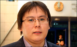 Казахстан: В Алма-Ате задержан главный редактор газеты «Трибуна. Саяси калам» Жанболат Мамай. Кто он такой?