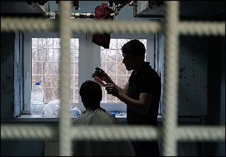 Живи, где сказано. Новые российские законы превратят мигрантов в нелегалов