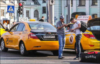 Шашечки наголо. Почему рабский труд в такси так привлекает мигрантов