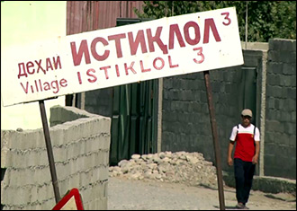В пику коммунизму. Зачем власти Таджикистана превращают страну в сплошной «Гулистон»